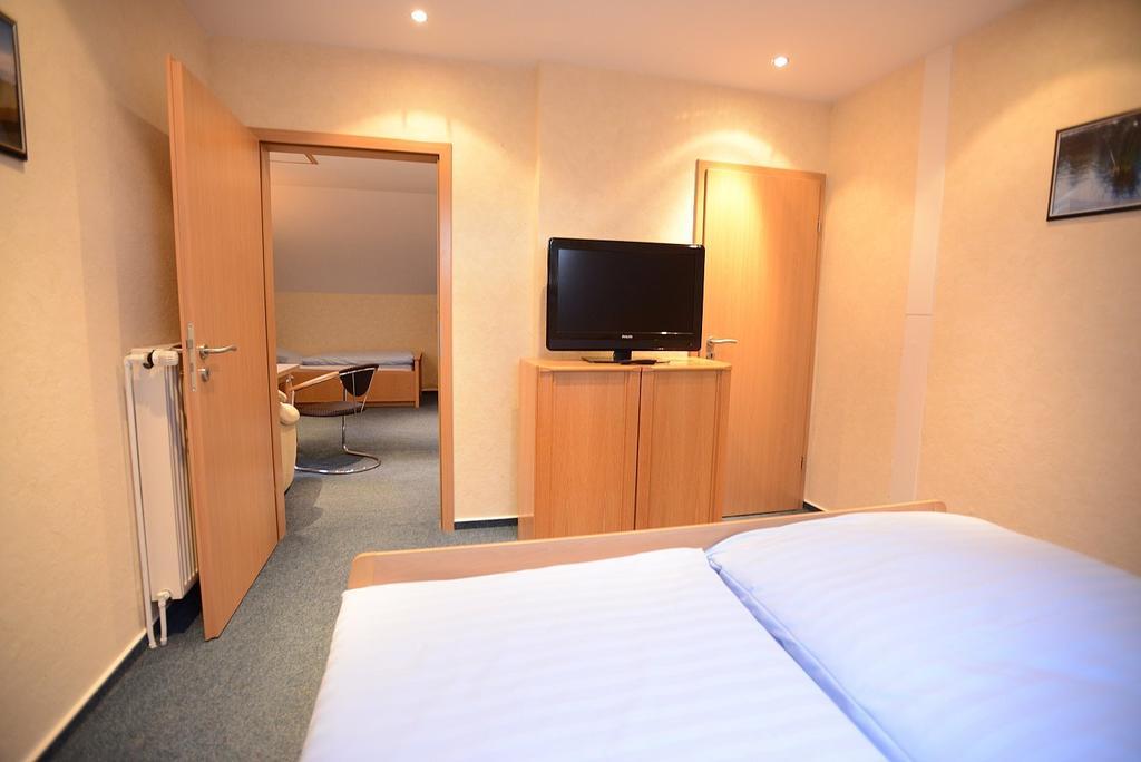 Hotel Zum Lutten Didi Friedeburg Szoba fotó
