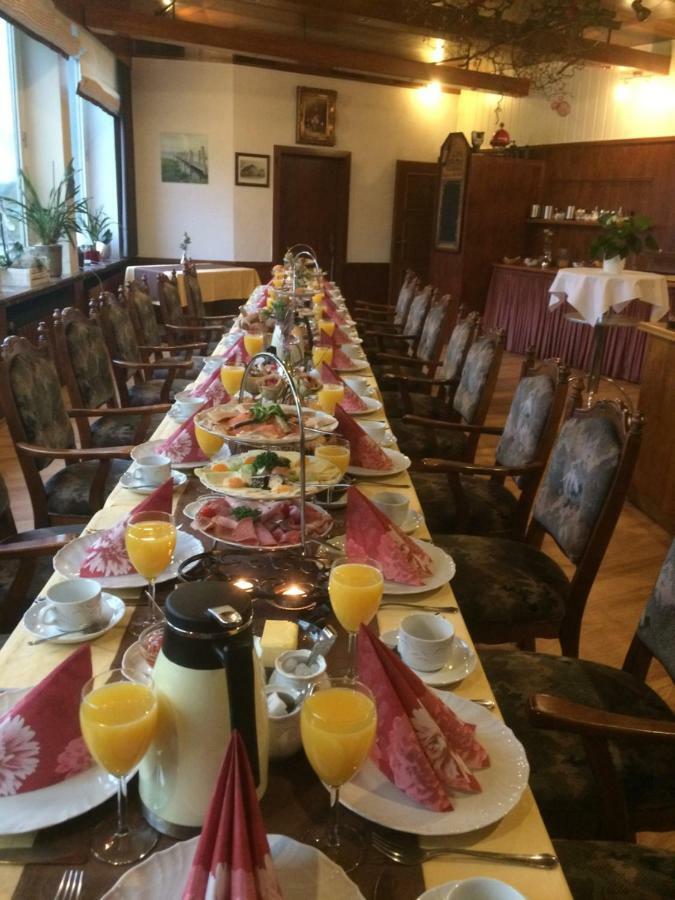 Hotel Zum Lutten Didi Friedeburg Kültér fotó